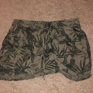 cute & comfy camo shorts